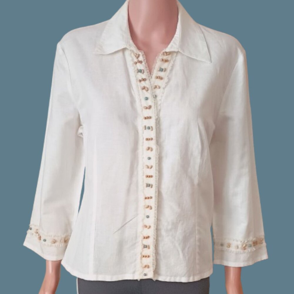Spenser Jeremy White Blouse L Button Up Top 3/4 Sleeve Wood Bead and Ruffle Trim